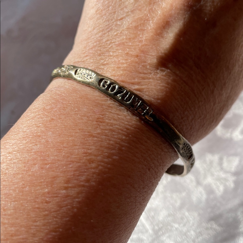 Vintage sterling silver Cozumel Bangle Bracelet - Picture 6 of 6